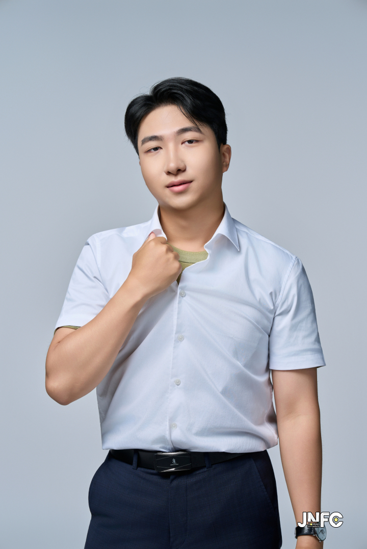 김현찬
