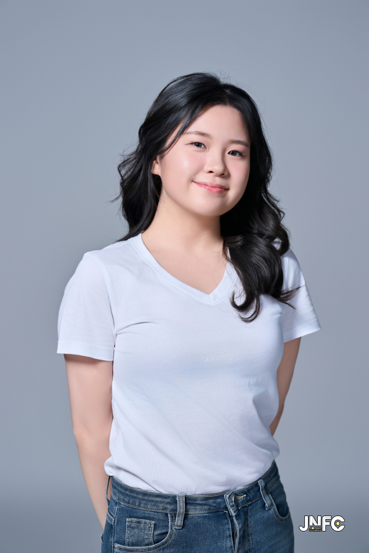 김채연