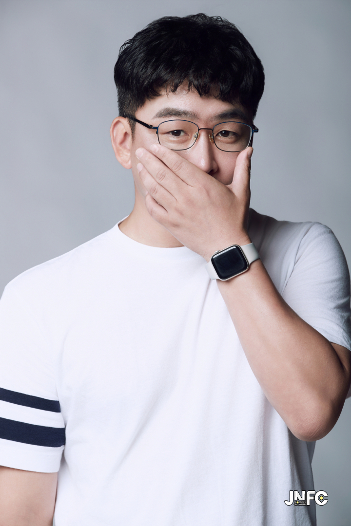 손주일