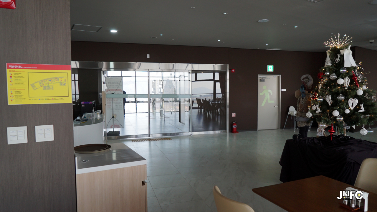 jnfc_112_127688.jpg