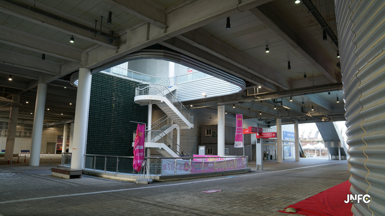 jnfc_117_127790.jpg