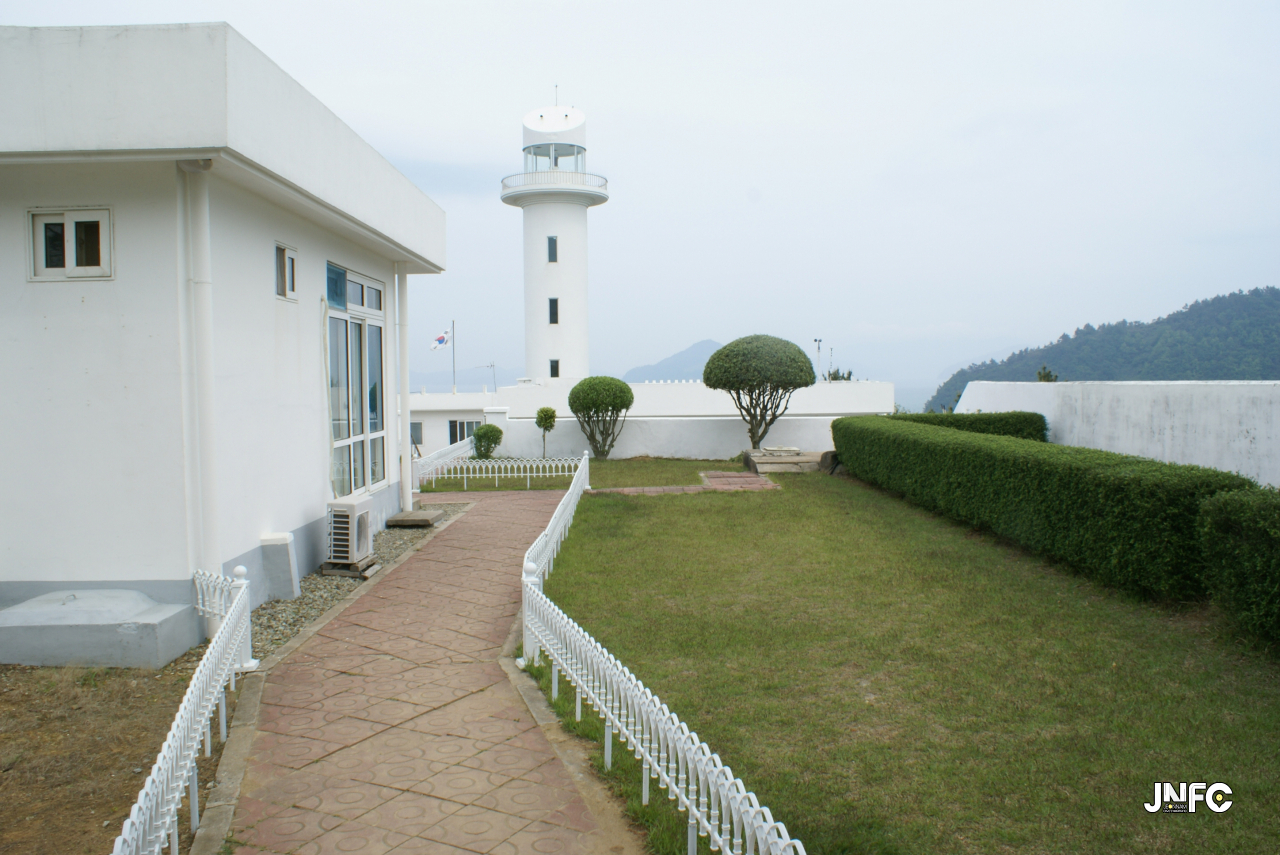 jnfc_125_127812.jpg
