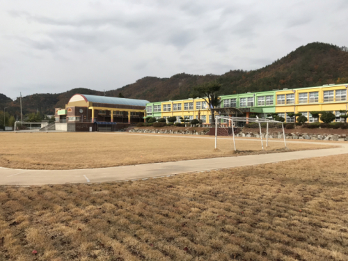 나진초등학교