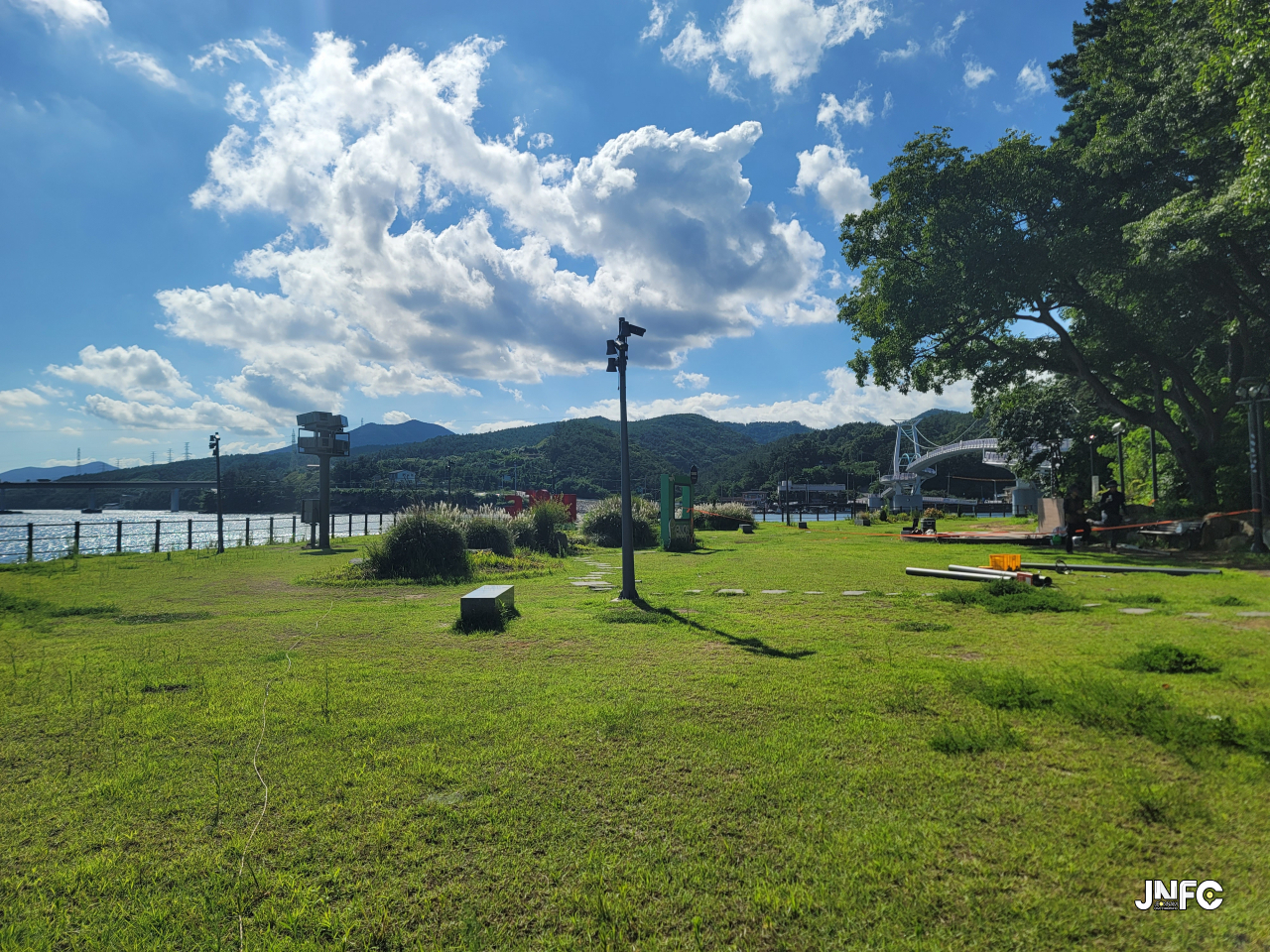 jnfc_166_130075.jpg