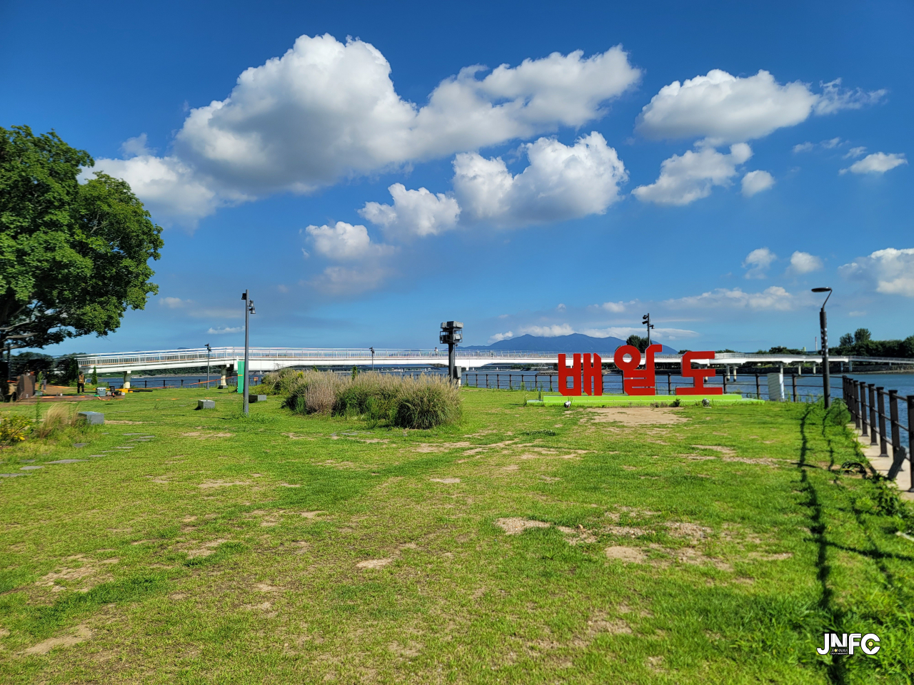 jnfc_166_130078.jpg
