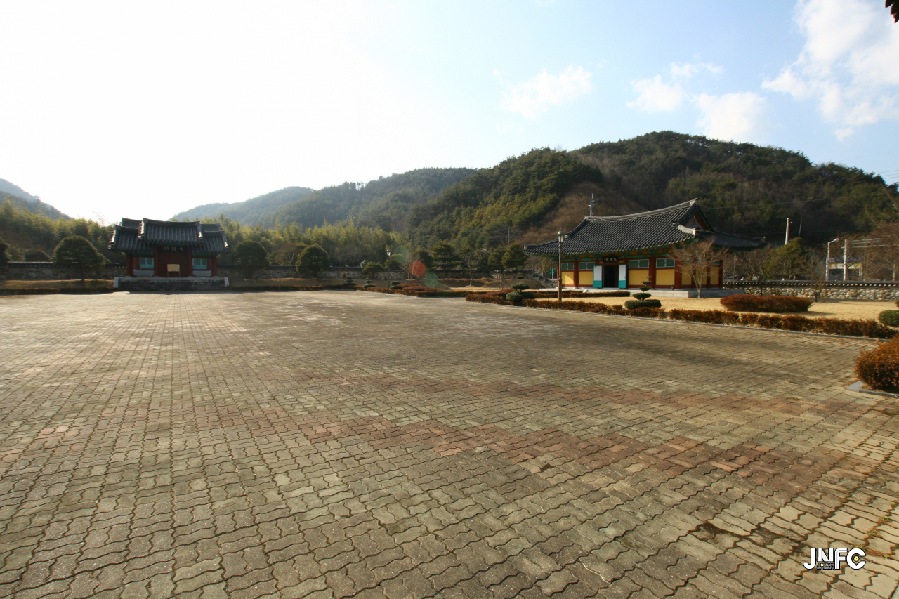 jnfc_1665_131017.jpg