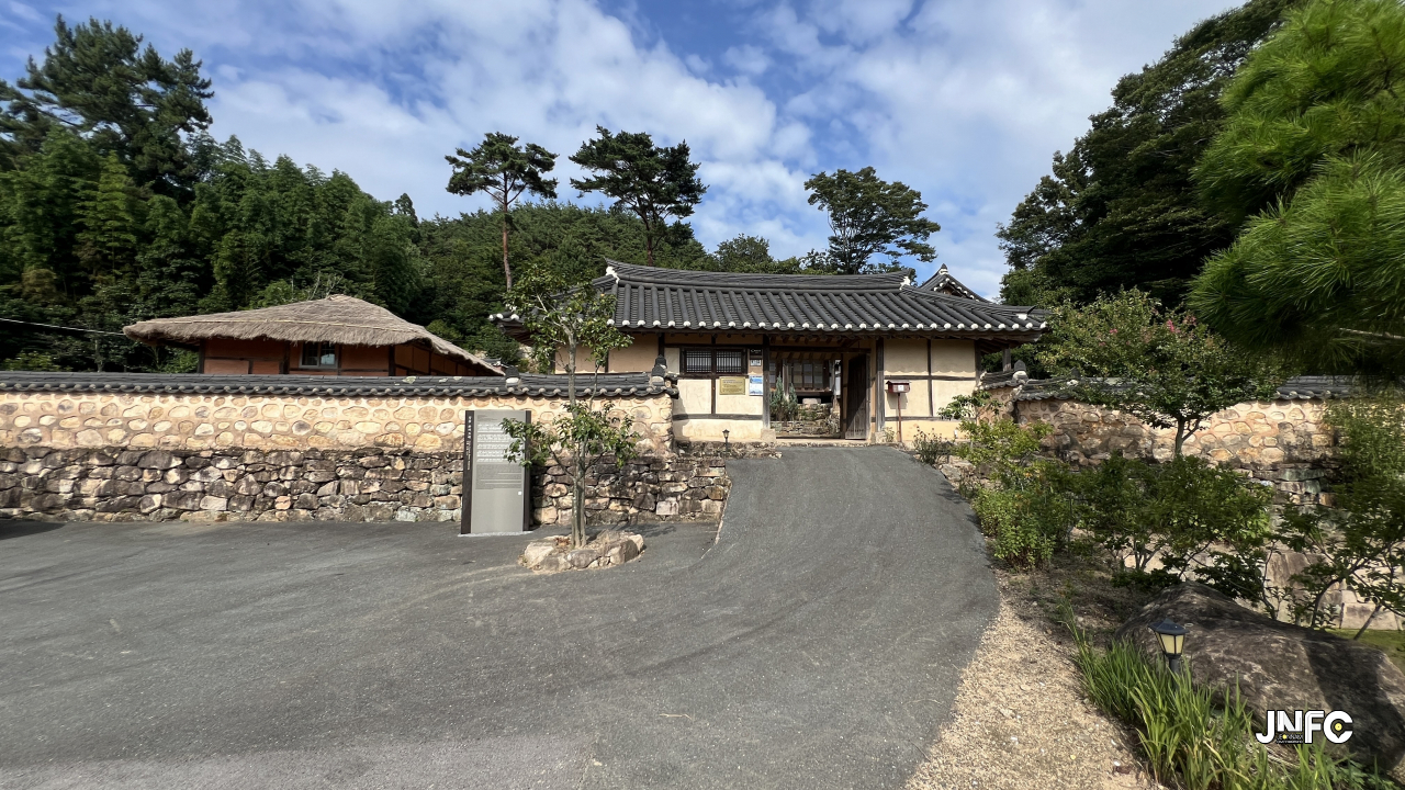 jnfc_2013_133192.jpeg