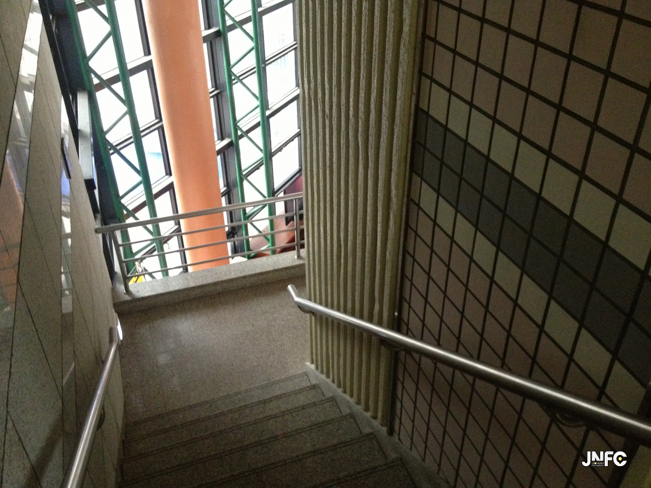 jnfc_28_127658.jpg