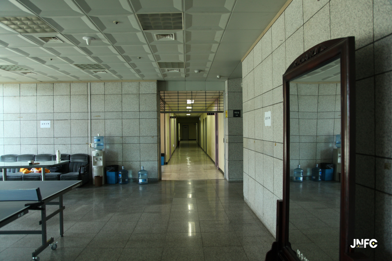 jnfc_28_127660.jpg