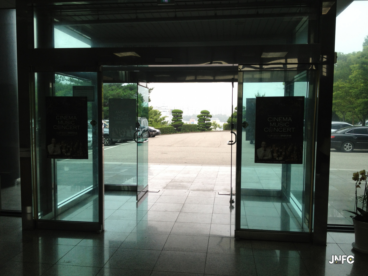 jnfc_28_127668.jpg