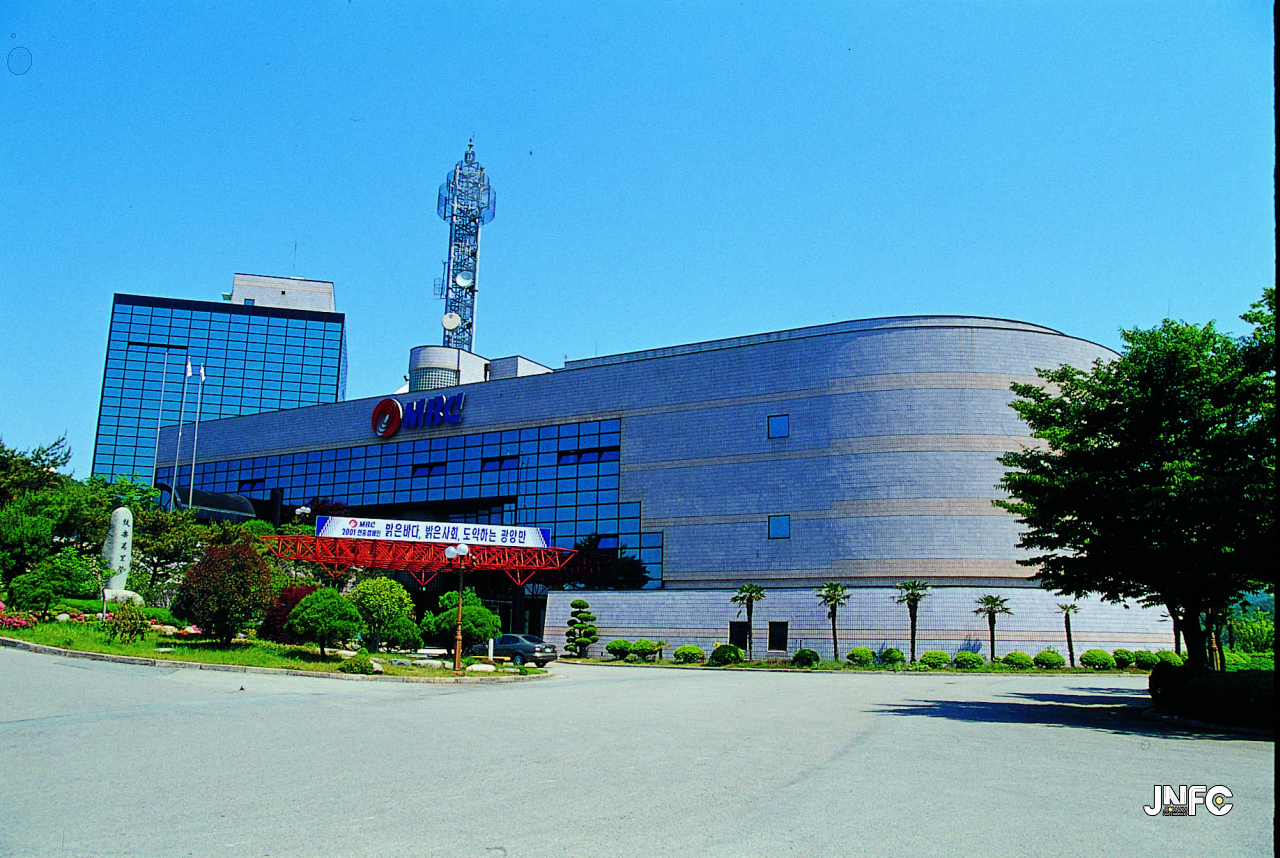 jnfc_28_127672.jpg
