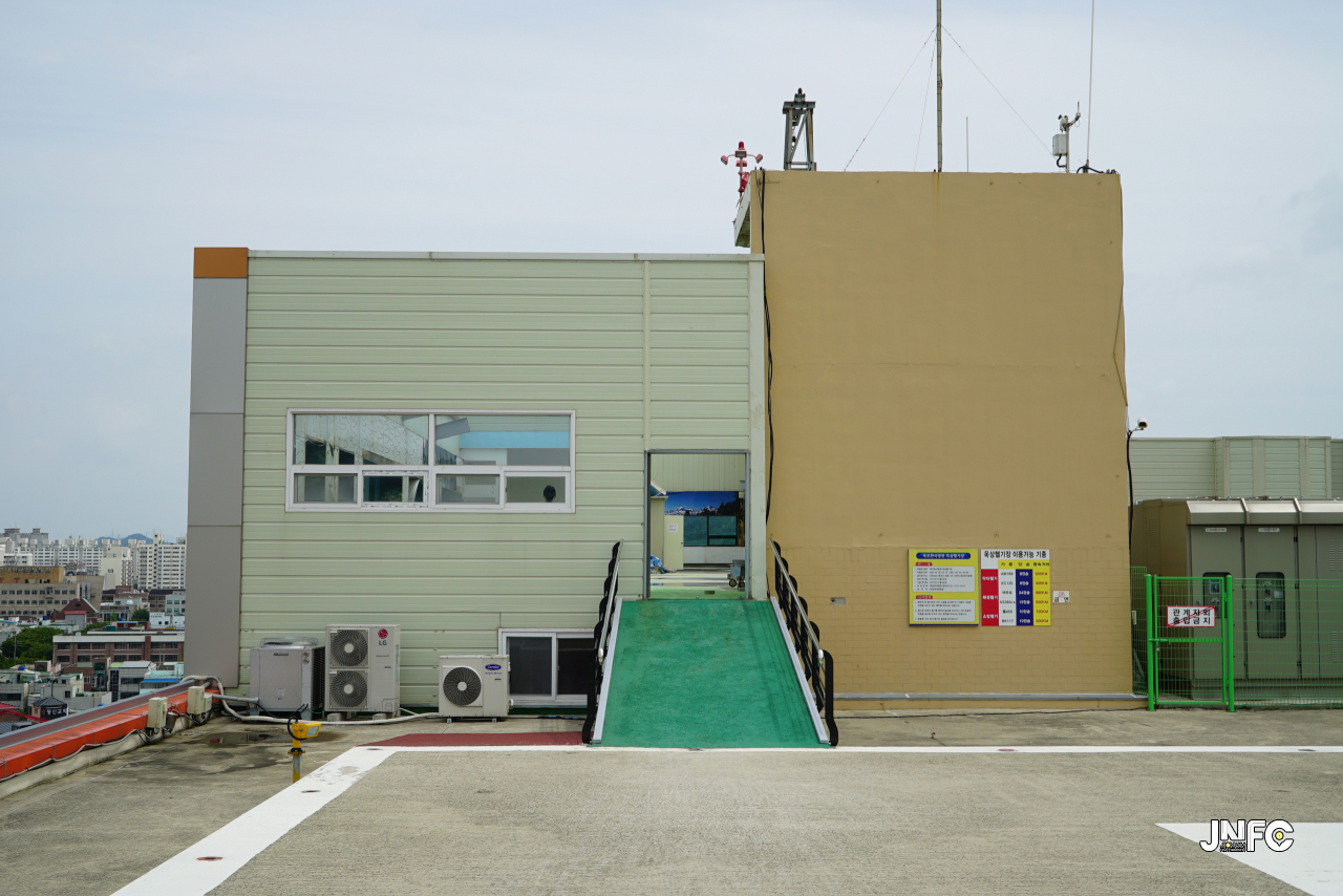 jnfc_29_129054.jpg
