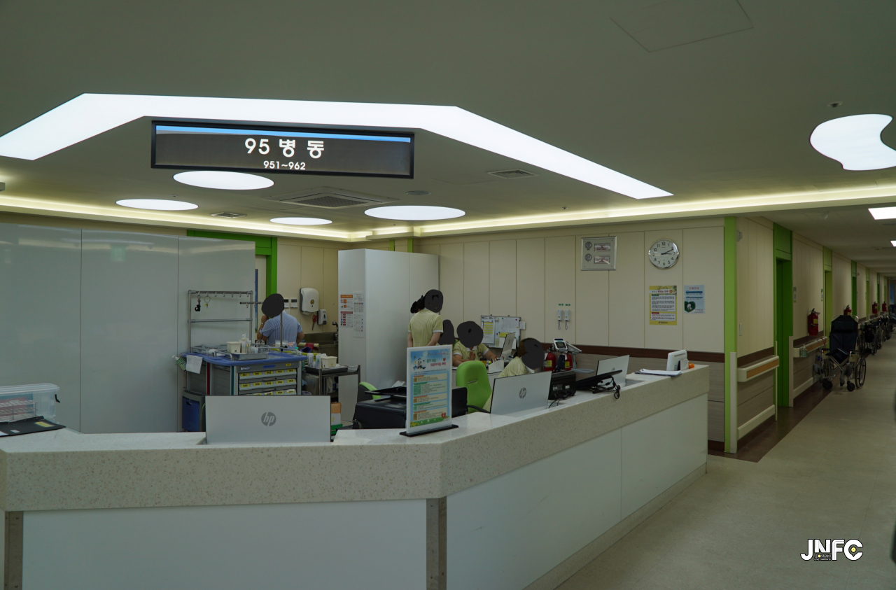 jnfc_29_129863.jpg