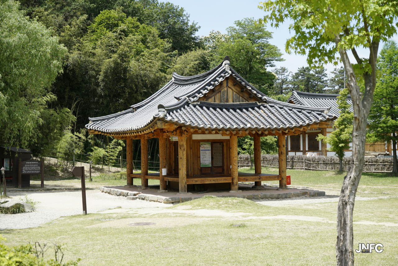 jnfc_328_131847.jpg