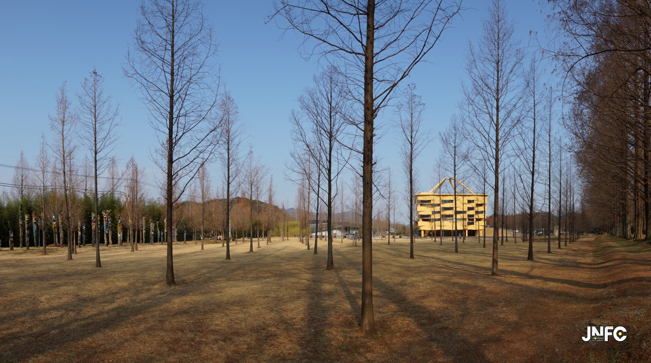 jnfc_347_131862.jpg