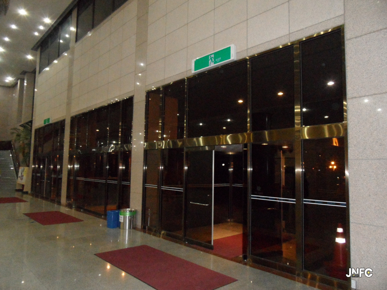 jnfc_445_130147.jpg
