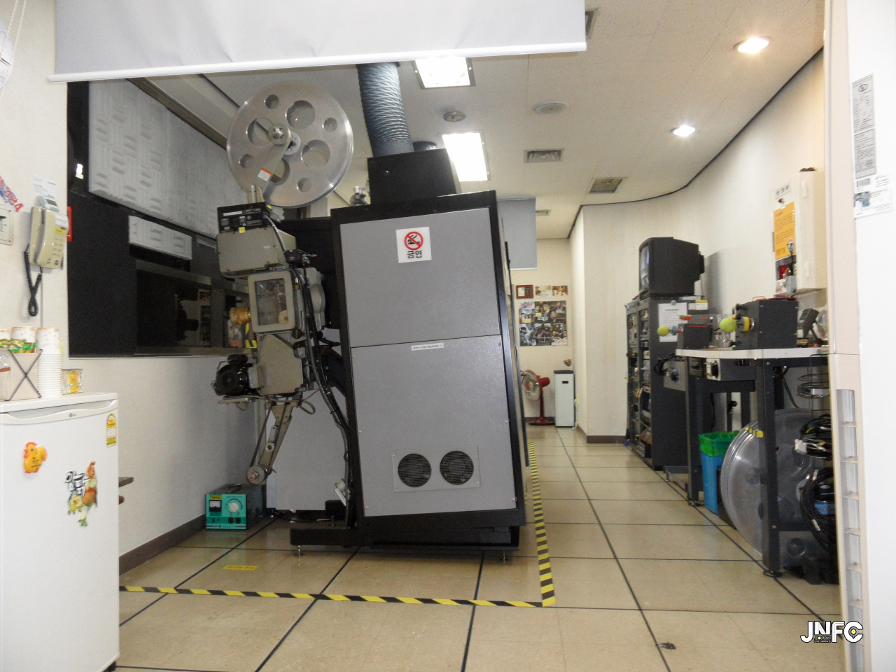 jnfc_445_130165.jpg