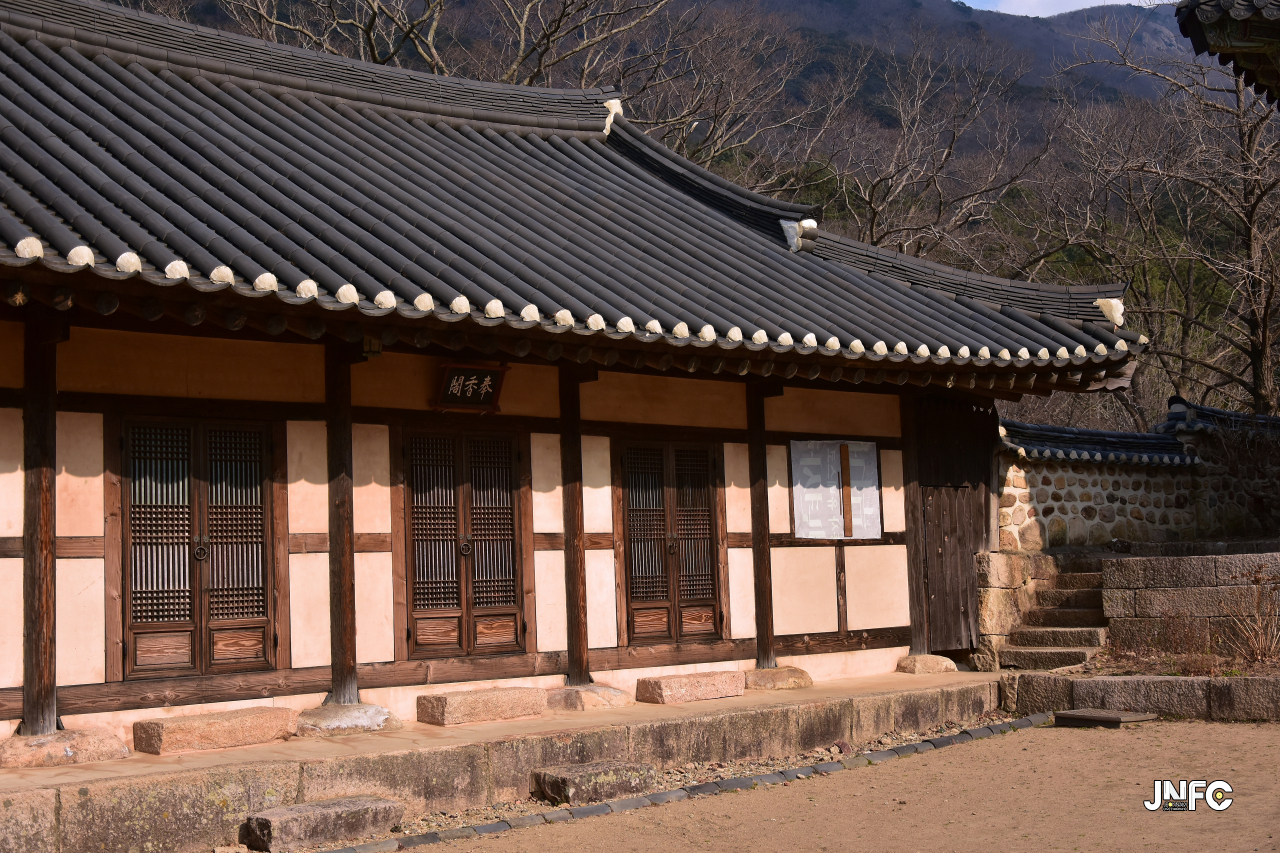 jnfc_45_134794.jpg