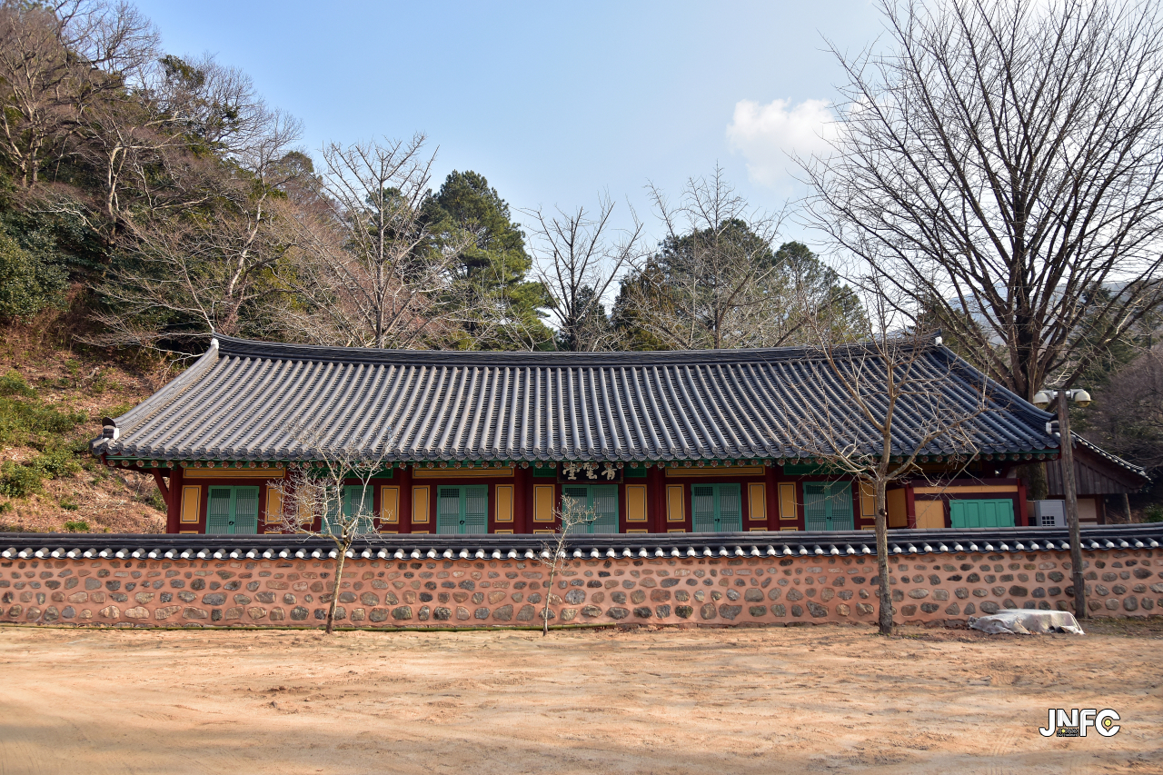 jnfc_45_134796.jpg