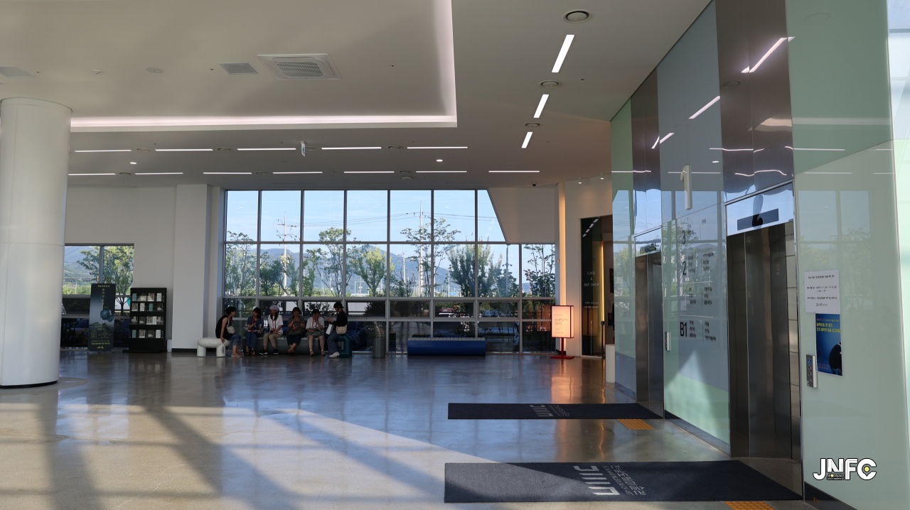 jnfc_4941_130175.jpg