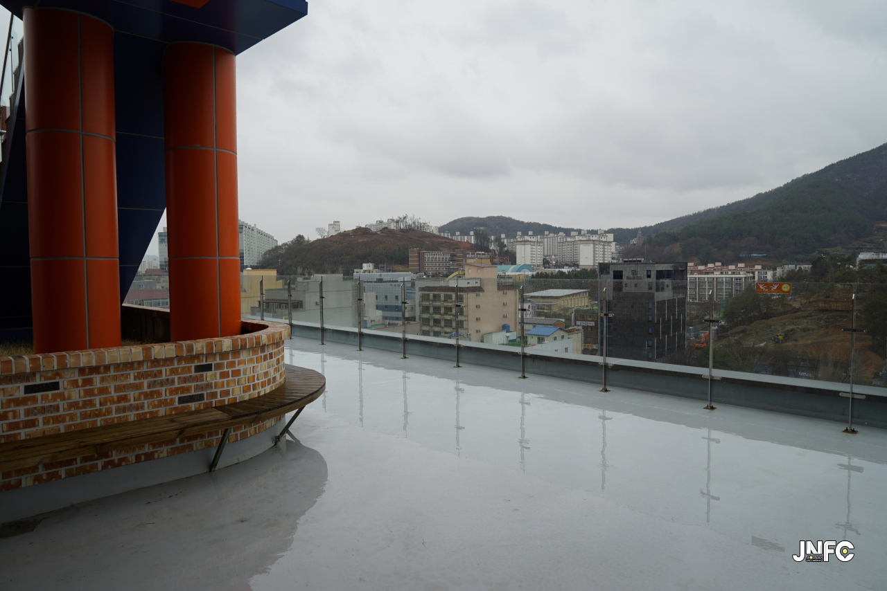 jnfc_53_127502.jpg