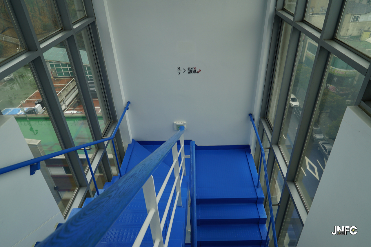 jnfc_53_127503.jpg
