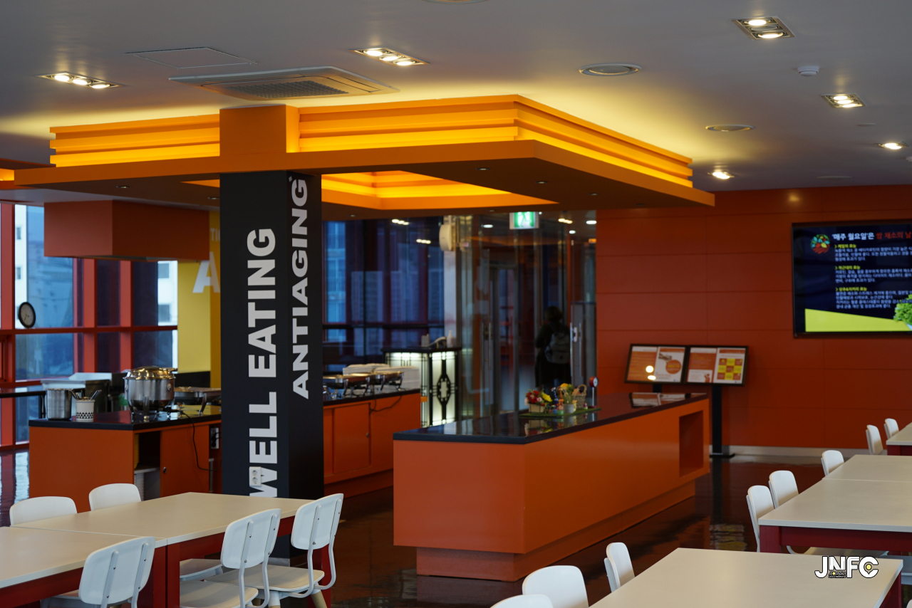 jnfc_53_127509.jpg