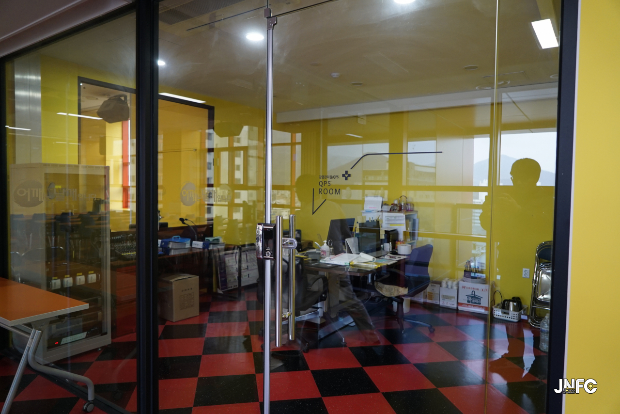 jnfc_53_127514.jpg