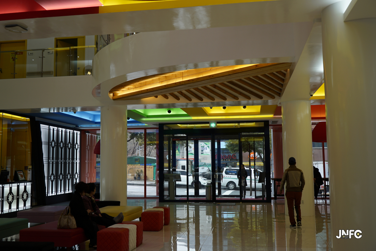 jnfc_53_127515.jpg