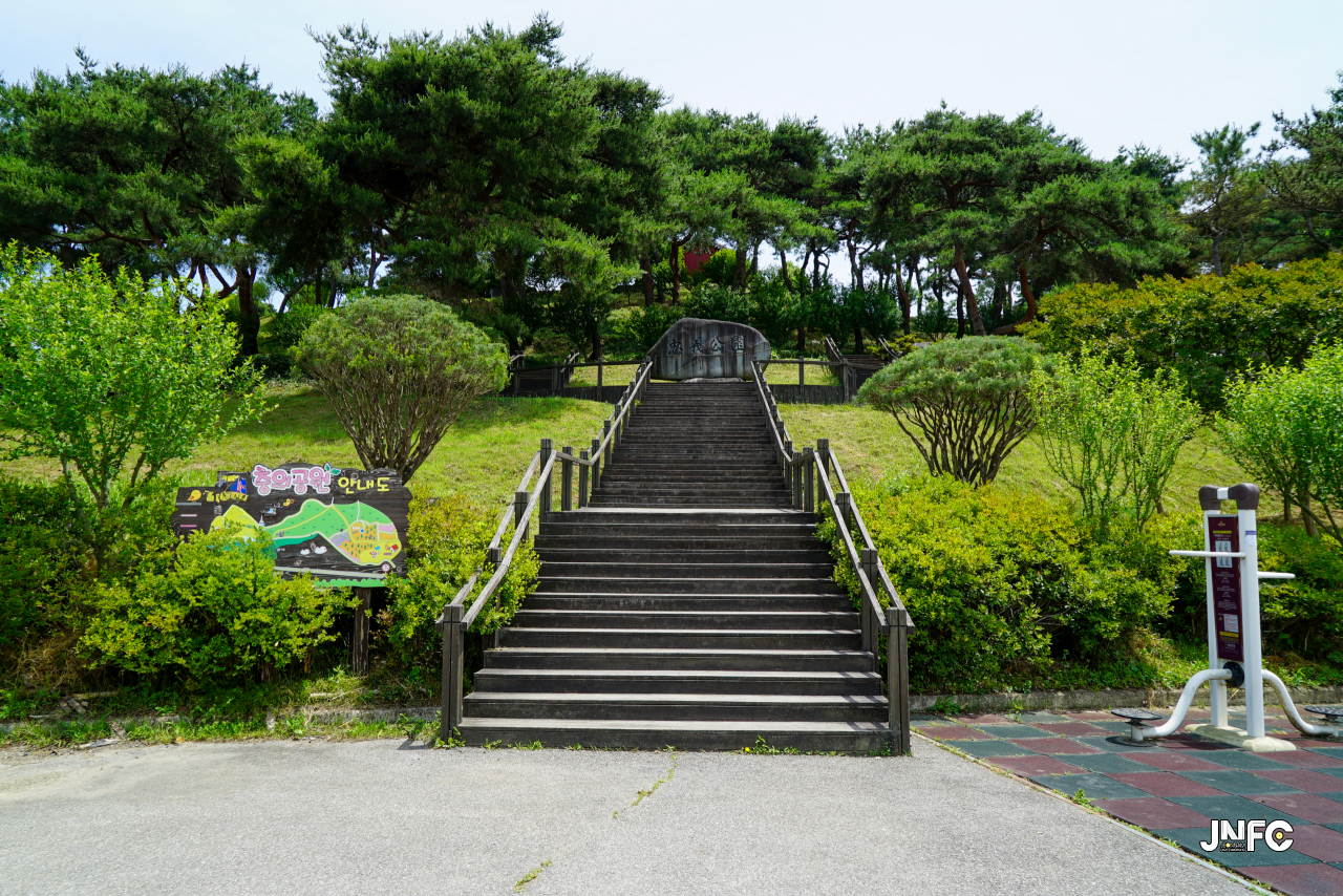 jnfc_5642_133338.jpg
