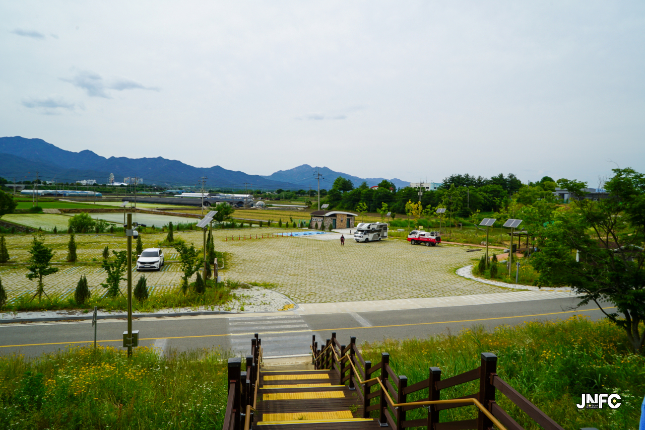 jnfc_5645_133435.jpg