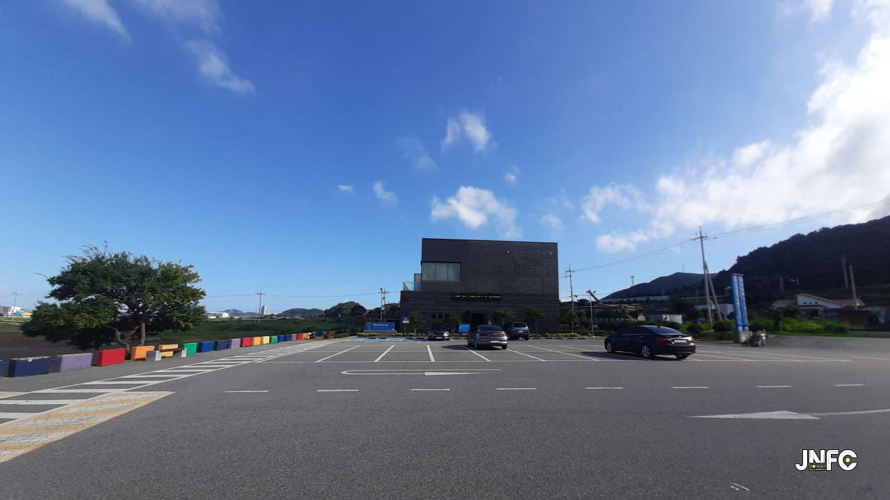 jnfc_5773_131690.jpg