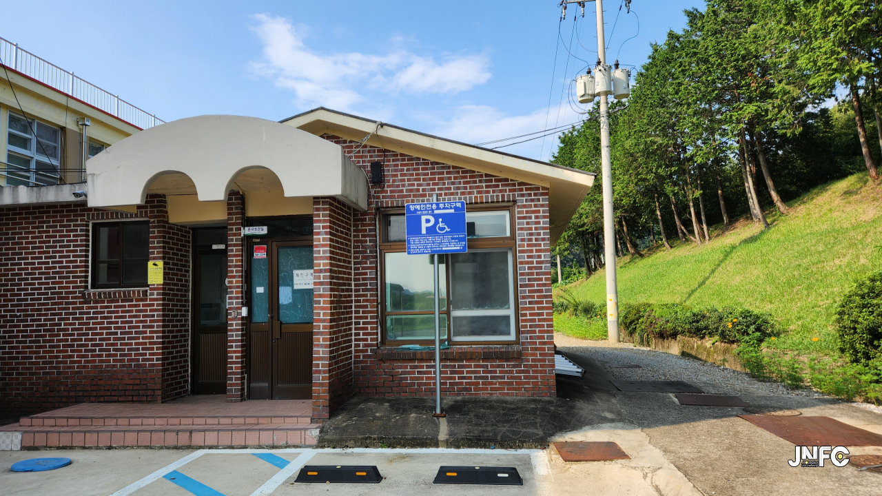 jnfc_5815_133541.jpg