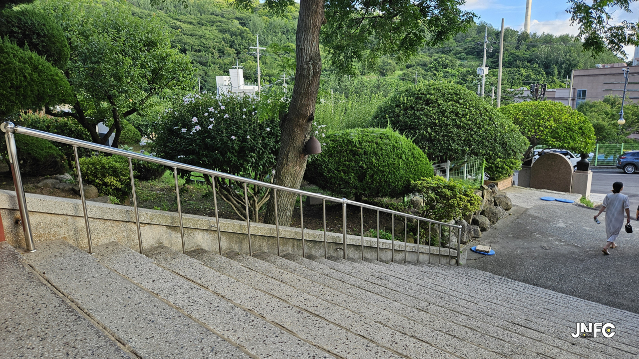 jnfc_5945_129633.jpg
