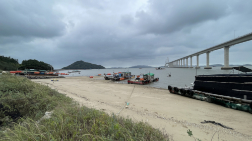 신안 압해도 천사대교 밑 해변