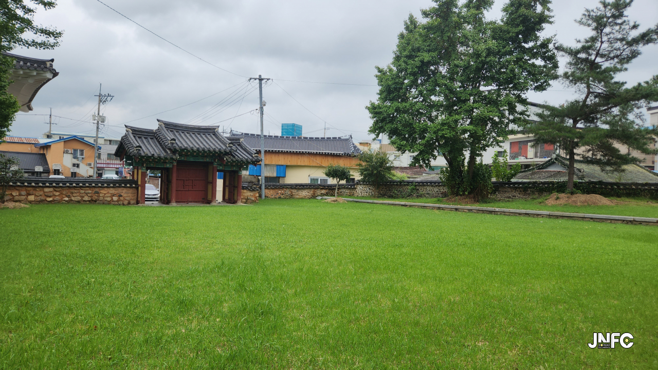 jnfc_6087_131410.jpg