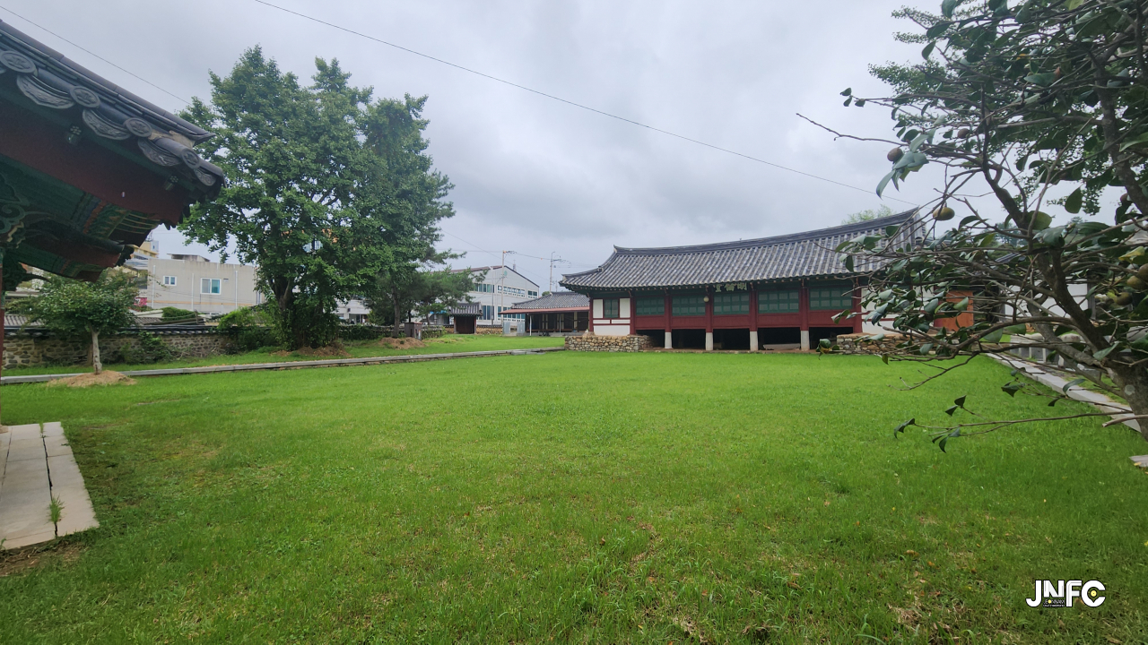 jnfc_6087_131411.jpg