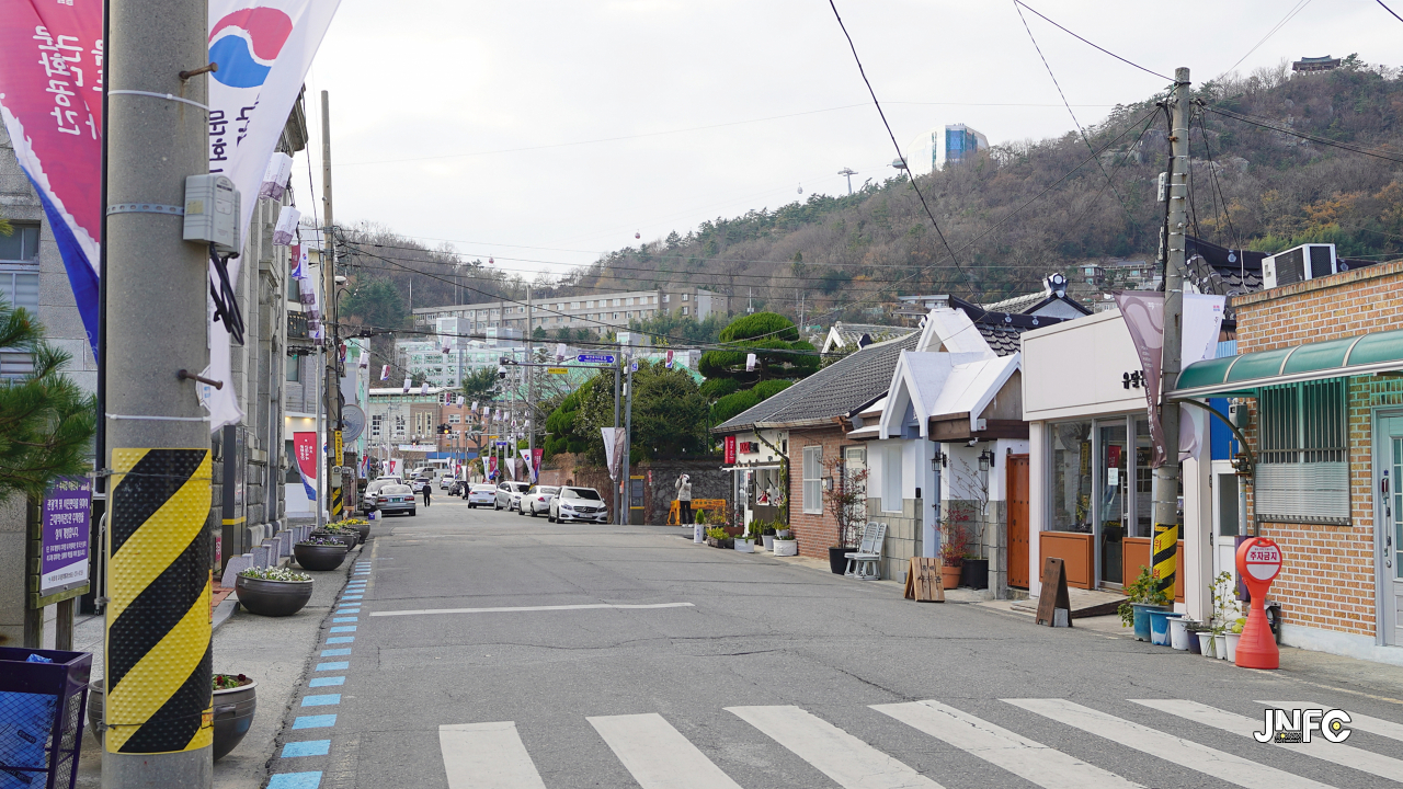 jnfc_6165_129159.jpg