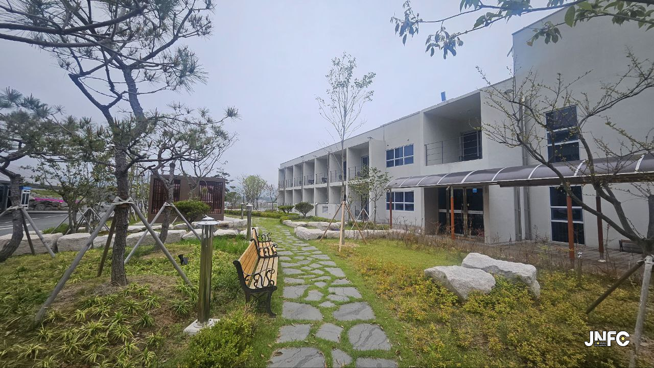 jnfc_6215_128567.jpg