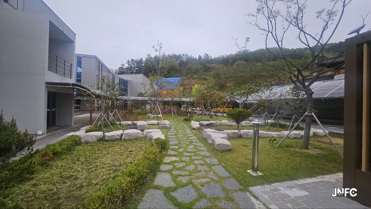 jnfc_6215_128569.jpg