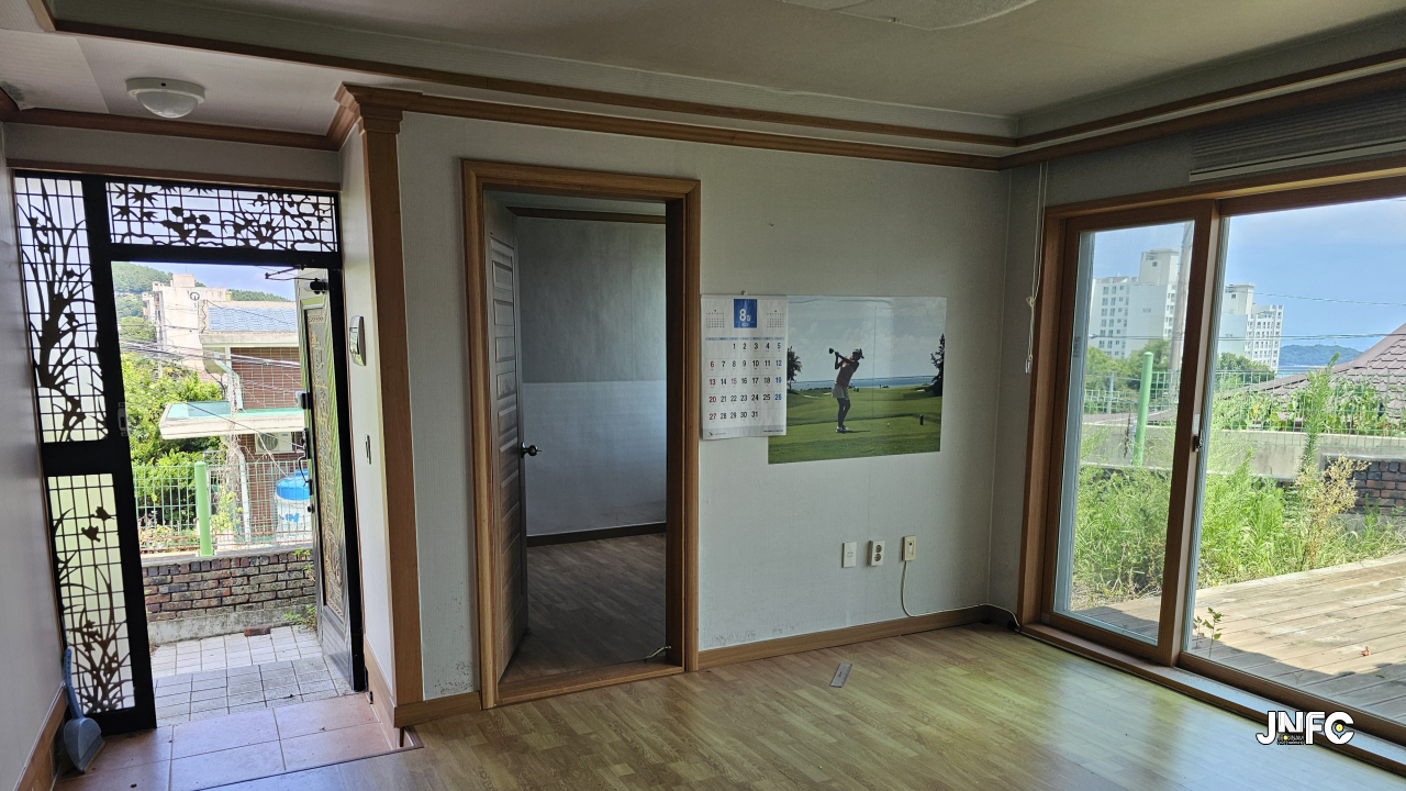 jnfc_6259_130972.jpg