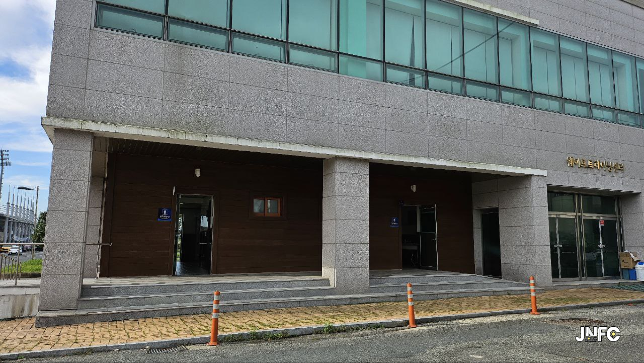 jnfc_6436_155615.jpg