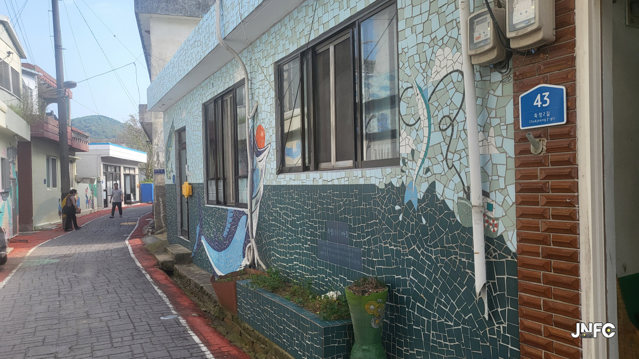 jnfc_6611_156060.jpg