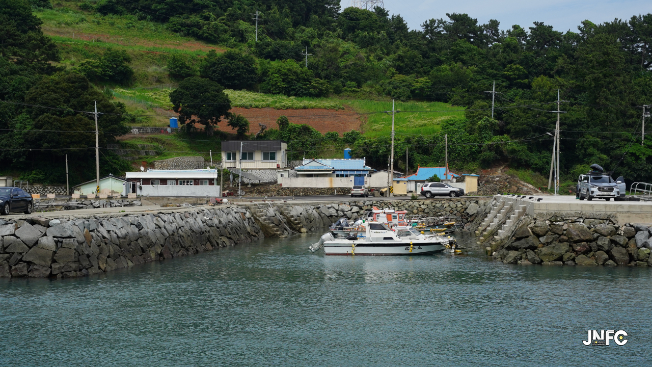 jnfc_90_130965.jpg