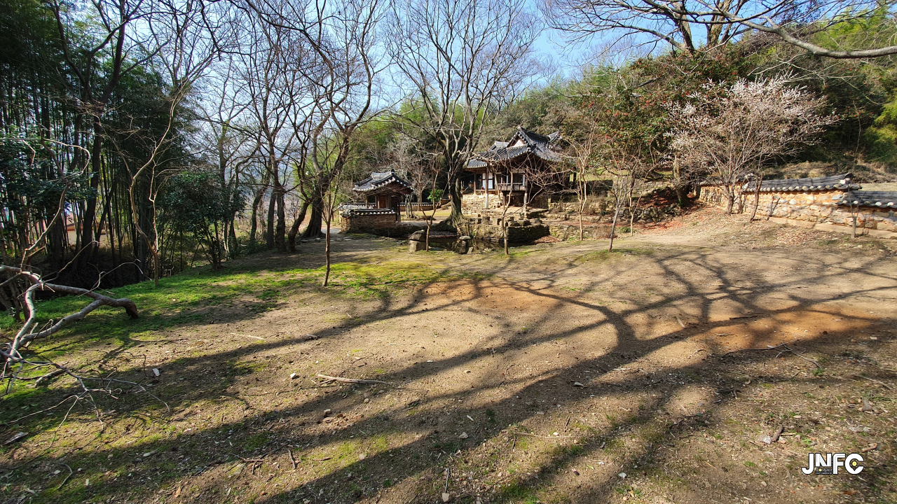 jnfc_92_82485.jpg